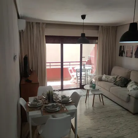 Апартаменти Mrv Puerto Marina Con Piscina Бенальмадена