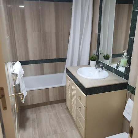 Mrv Puerto Marina Con Piscina Апартаменти Бенальмадена