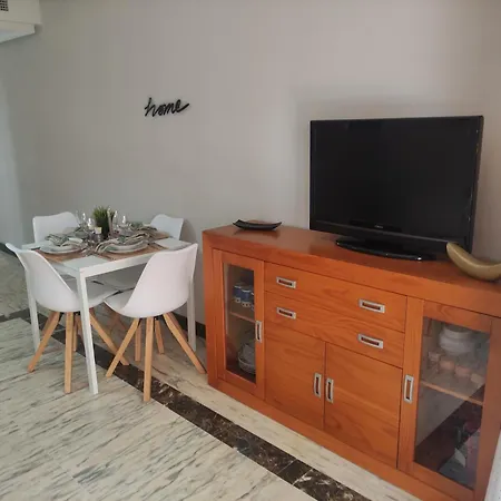 Mrv Puerto Marina Con Piscina Апартаменти