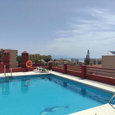 Mrv Puerto Marina Con Piscina * Бенальмадена