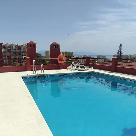 Mrv Puerto Marina Con Piscina *